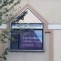 Poneros Eva ico