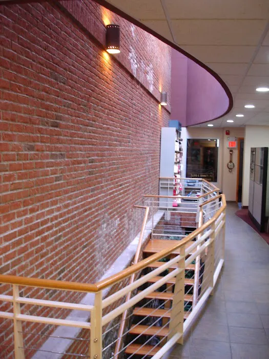 The Law Offices of Lloyd E. Bennett Esq., P.C. Picture 4