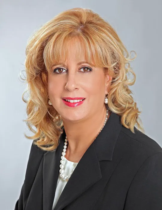 Labrada Dume & Associates Picture 4