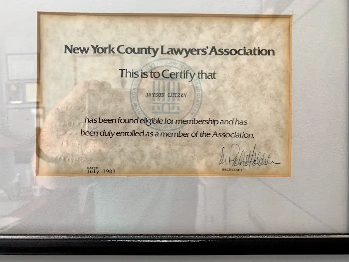 Law Offices of Jayson Lutzky Picture 4