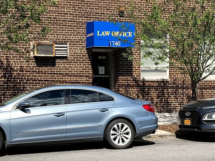 Law Offices of Jayson Lutzky Picture 9