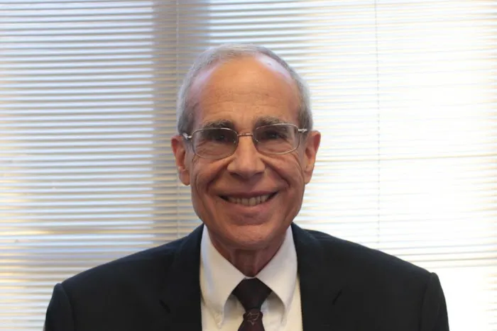 R Altshuler Esq Picture 1