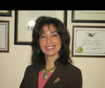 Desiree de Moya, Esq.