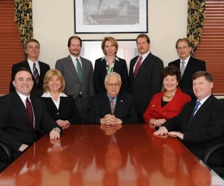 Hollander Strelzik Pasculli: Sanford L. Hollander, Estate & Municipal Lawyer