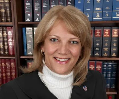 The Law Offices of Maureen Vella