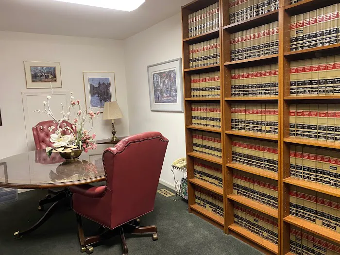 Law Office of Randall W Hugo Picture 2