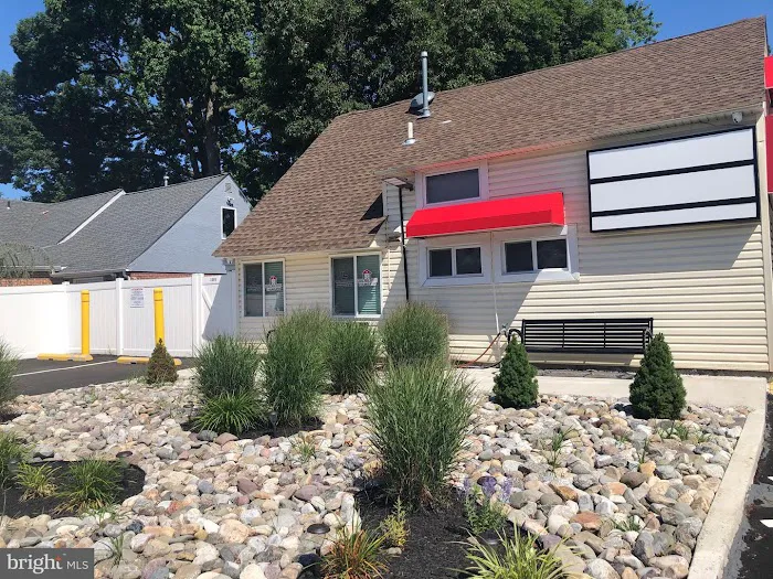 LEGAL REAL ESTATE Picture 2