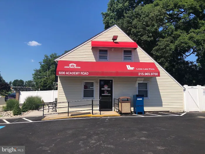 LEGAL REAL ESTATE Picture 8