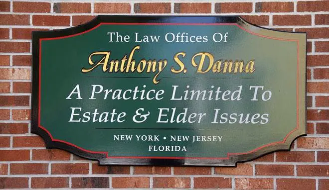 Danna & Associates Picture 2