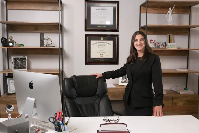 Melinda M. Previtera, Divorce and Family Law Attorney Picture 2