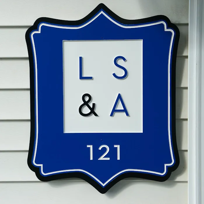 Laura Solomon & Associates Picture 2