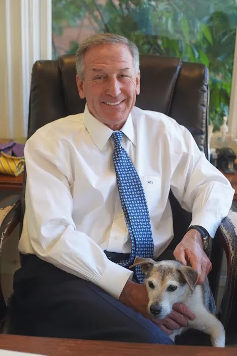 van der Veen, Hartshorn, Levin & Lindheim, Michael T. van der Veen, Personal Injury Lawyer Picture 2