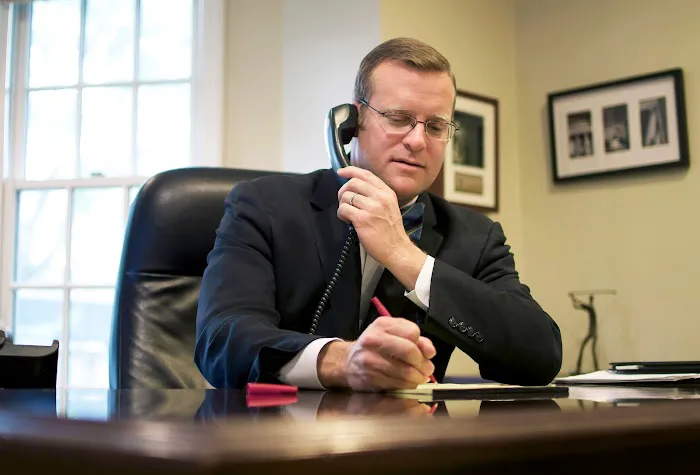 Attorney Tim Rayne Picture 3