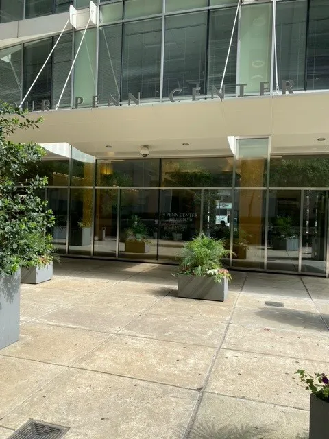 Kaufman Dolowich Picture 6