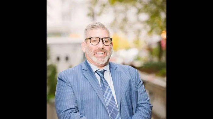 Attorney BIG AL - Jason Fine Picture 6
