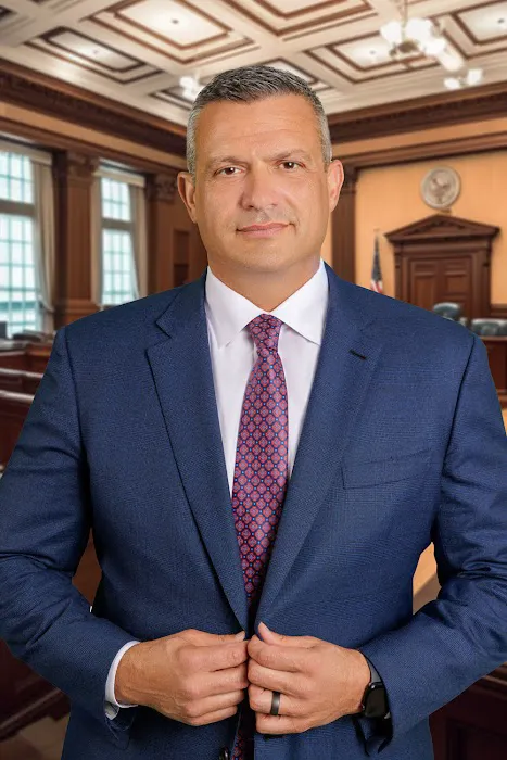 Grungo Law Picture 10