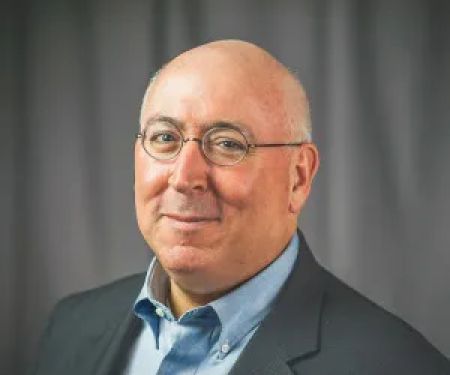 Douglas W Desmarais