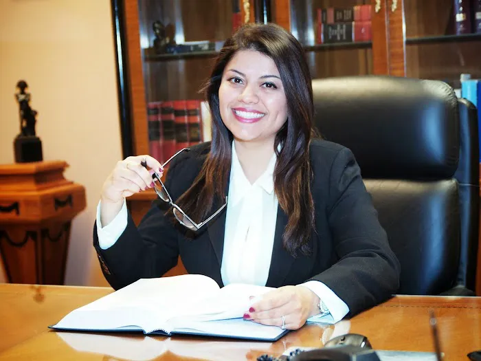 Sheri Hoidra Law Office, LLC Picture 5