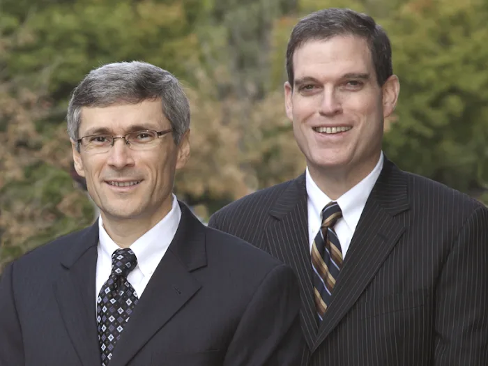 Lebowitz & Mzhen Personal Injury Lawyers Picture 10